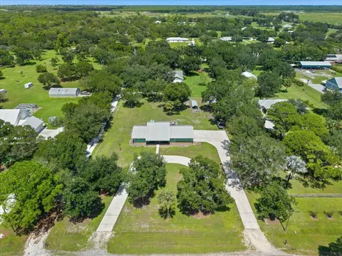 10880 Heil Rd, Fort Pierce, FL 34945