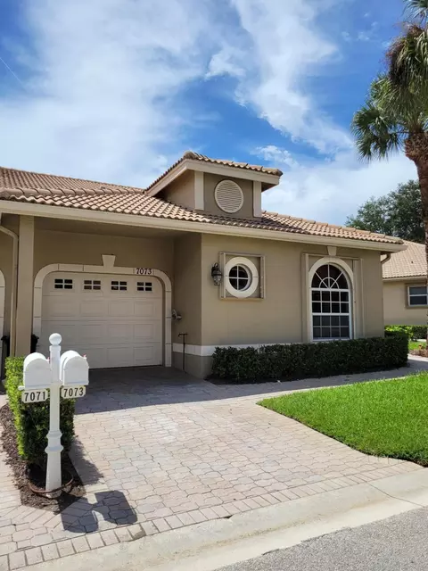 7073 Torrey Pines Cir, Port Saint Lucie, FL 34986