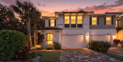 4956 Borland Ln, Palm Beach Gardens, FL 33418