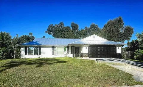 5507 Eastwood Dr, Fort Pierce, FL 34951