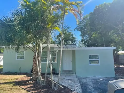1448 NE 28th St, Pompano Beach, FL 33064