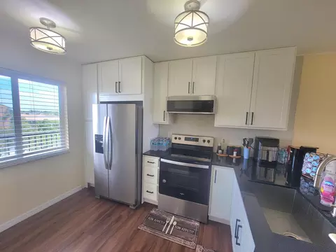 7840 NW 50th St #504, Lauderhill, FL 33351