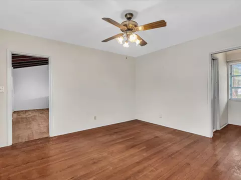 Living - 702 S Riverside Dr, Pompano Beach, FL 33062 photo 8 of 12