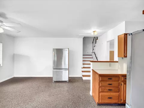 Living - 702 S Riverside Dr, Pompano Beach, FL 33062 photo 12 of 12