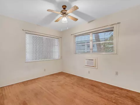Bedroom - 702 S Riverside Dr, Pompano Beach, FL 33062 photo 7 of 8