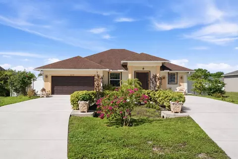 2272 SW Cameo Blvd, Port Saint Lucie, FL 34953