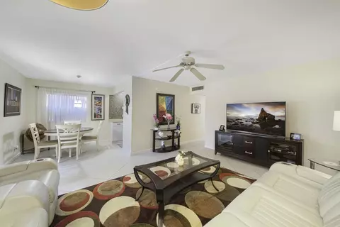 308 Brittany G, Delray Beach, FL 33446