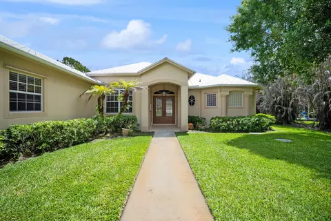 1106 SW Thoreau Ct, Palm City, FL 34990