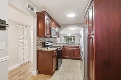 9672 W Mcnab Rd #109, Tamarac, FL 33321