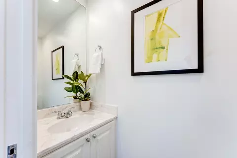 Bath - 3049 E Community Dr, Jupiter, FL 33458 photo 1 of 5