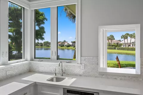 Kitchen - 200 Birkdale Ln, Jupiter, FL 33458 photo 6 of 9
