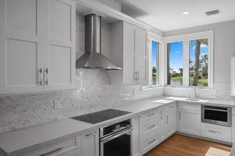 Kitchen - 200 Birkdale Ln, Jupiter, FL 33458 photo 7 of 9