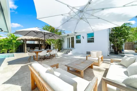 425 32nd St, West Palm Beach, FL 33407