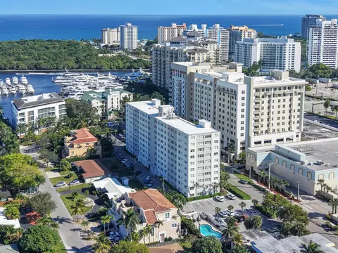 2555 NE 11th St #804, Fort Lauderdale, FL 33304