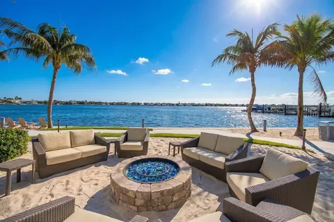 1 Water Club Way #1904, North Palm Beach, FL 33408