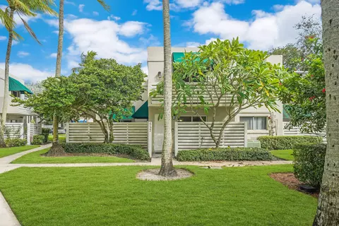 557 NW 97th Ave, Plantation, FL 33324