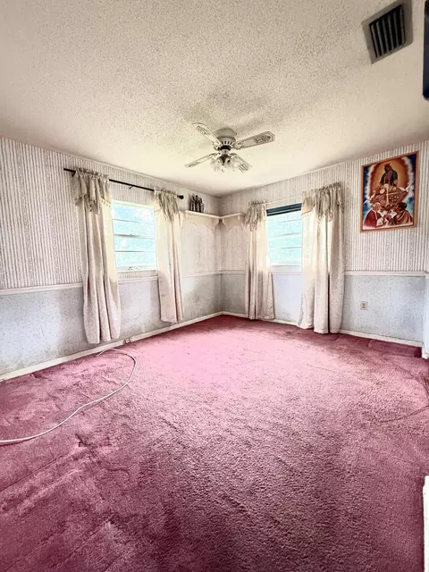 Bedroom - 275 SE 16th Ave, Okeechobee, FL 34974 photo 1 of 5