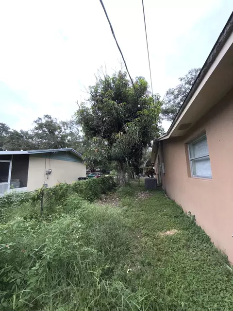 Exterior - 275 SE 16th Ave, Okeechobee, FL 34974 photo 4 of 5