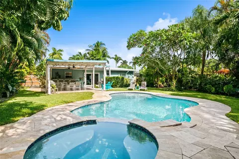 1711 NE 18th Ave, Fort Lauderdale, FL 33305
