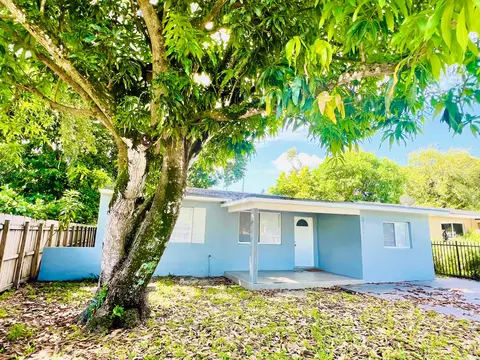 3100 NW 171st St, Miami Gardens, FL 33056