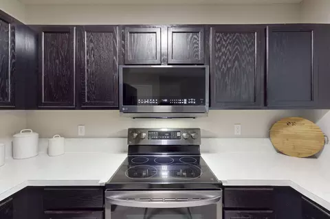 Kitchen - 5557 SE Isabelita Ave, Stuart, FL 34997 photo 4 of 7