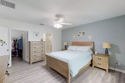 Bedroom - 5557 SE Isabelita Ave, Stuart, FL 34997 photo 4 of 8