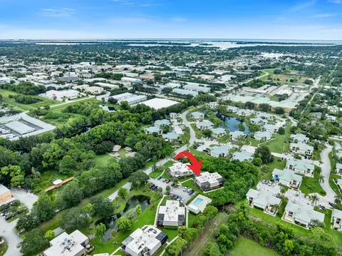 View/Area - 3190 SE Brook St, Stuart, FL 34997 photo 3 of 4