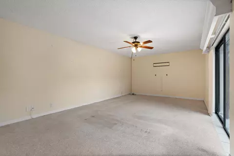 Living - 3190 SE Brook St, Stuart, FL 34997 photo 1 of 3