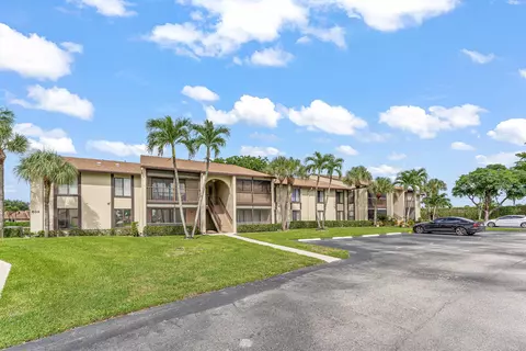 805 Sky Pine Way #F2, Greenacres, FL 33415