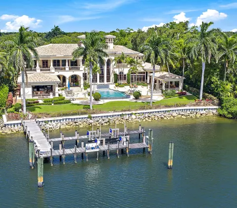 2330 Seven Oaks Ln, Palm Beach Gardens, FL 33410
