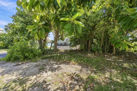 308 Balboa St, Hollywood, FL 33019