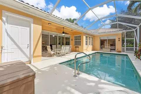 Exterior - 3723 Community Dr, Jupiter, FL 33458 photo 6 of 11