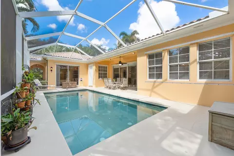 Exterior - 3723 Community Dr, Jupiter, FL 33458 photo 7 of 11