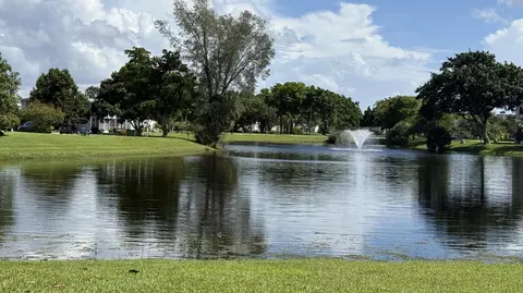 1034 Farnham O #1034, Deerfield Beach, FL 33442