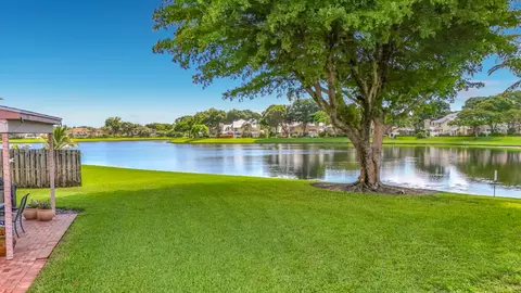 Exterior - 13 Swallow Dr, Boynton Beach, FL 33436 photo 5 of 5