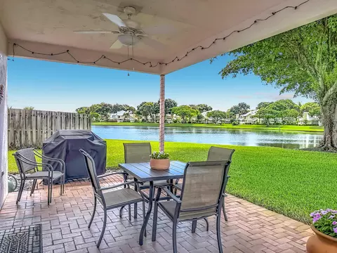 Exterior - 13 Swallow Dr, Boynton Beach, FL 33436 photo 3 of 5