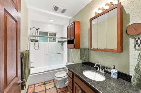Bath - 1511 Hedrick Dr, Melbourne, FL 32901 photo 1 of 2