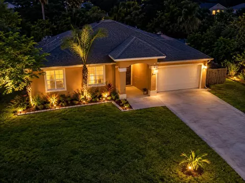 7907 Winter Garden Pkwy, Fort Pierce, FL 34951