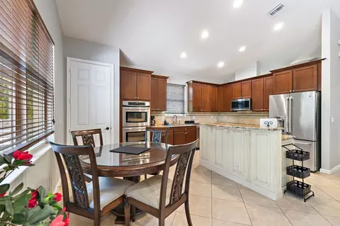 Kitchen - 1292 SE Fleming Way, Stuart, FL 34997 photo 6 of 6