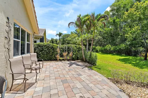 Exterior - 1292 SE Fleming Way, Stuart, FL 34997 photo 5 of 9