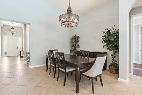 Dining - 1292 SE Fleming Way, Stuart, FL 34997 photo 2 of 3