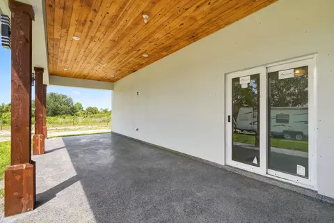 Exterior - 15306 NW 270th St, Okeechobee, FL 34972 photo 8 of 11