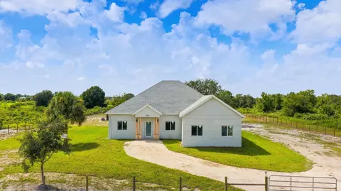Exterior - 15306 NW 270th St, Okeechobee, FL 34972 photo 10 of 11