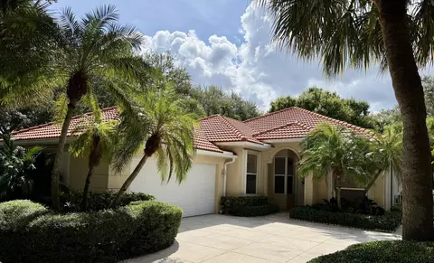 100 Winter Club Ct, Palm Beach Gardens, FL 33410