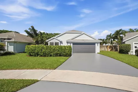 14 Heather Trace Dr, Boynton Beach, FL 33436
