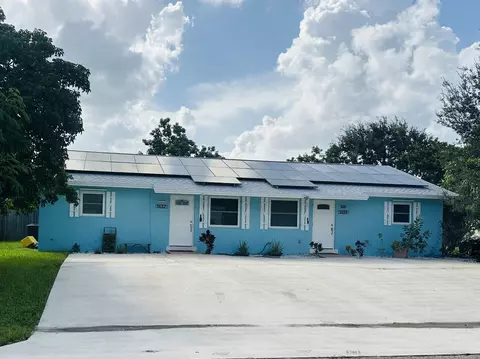 1657 Magnolia Ln, West Palm Beach, FL 33417