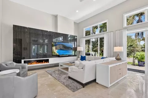 Living - 7037 SE Harbor Cir, Stuart, FL 34996 photo 3 of 6