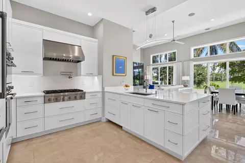 Kitchen - 7037 SE Harbor Cir, Stuart, FL 34996 photo 6 of 7