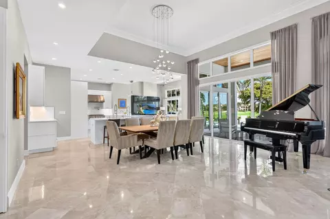 Dining - 7037 SE Harbor Cir, Stuart, FL 34996 photo 1 of 4