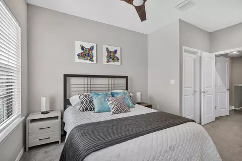 Bedroom - 4416 Appleton Cir E, Oakland Park, FL 33309 photo 2 of 2